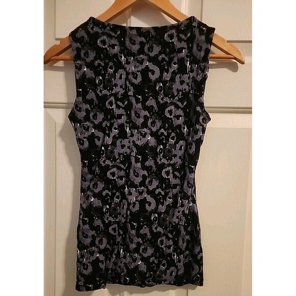 Halogen Womens XS Top Sleevless Ruffle Black Gray Summer Blouse - Picture 3 of 8